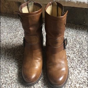 Frye Veronica heel boots brown leather size 6.5